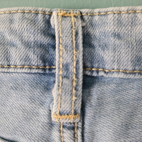 GAP Boyfriend Fit Light Jeans Size 4/27R - Picture 6 of 8